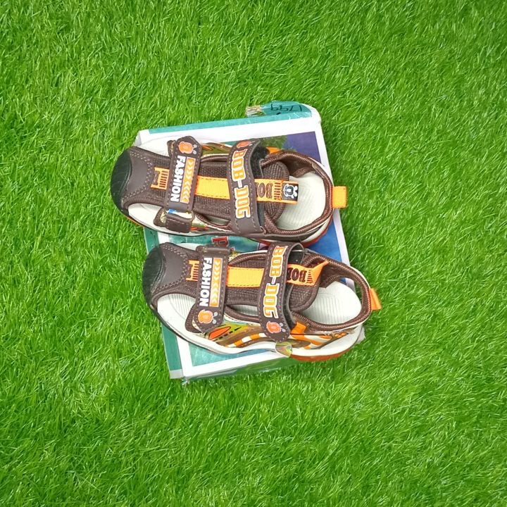 Most elegant shoes for toddlers in unique styles and colors are lightweight and flexible.