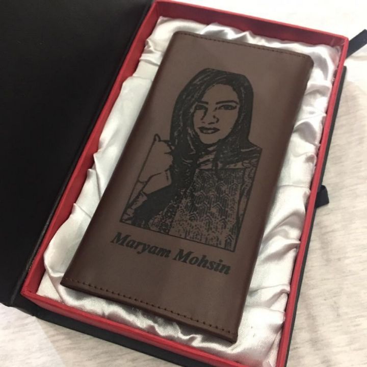 CUSTOMIZED NAME AND PICTURE ENGRAVE ON LADIES LONG LEATHER WALLET/PURSE WITH GIFT BOX PACKING (PERFECT GIFT TO SEND YOUR WIFE, SISTER, MOTHER, FIANCE, FREIND OR YOUR LOVED ONES)