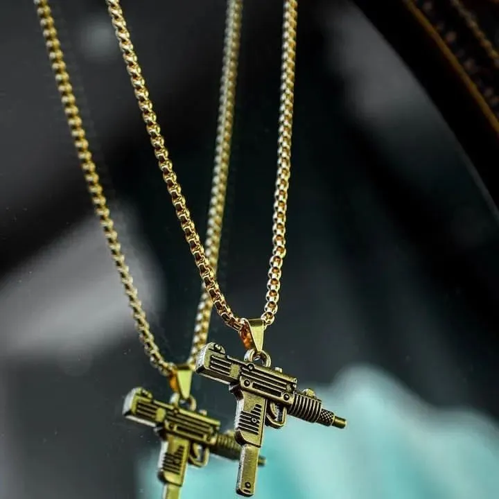 Hip%20Hop%20Iced%20Out%20UZI%20AK47%20Gun%20Golden/Silver/Black%20Pendant%20Necklaces%20Stainless%20Steel%20Military%20Necklace%20For%20Mens%20-%20Image%204