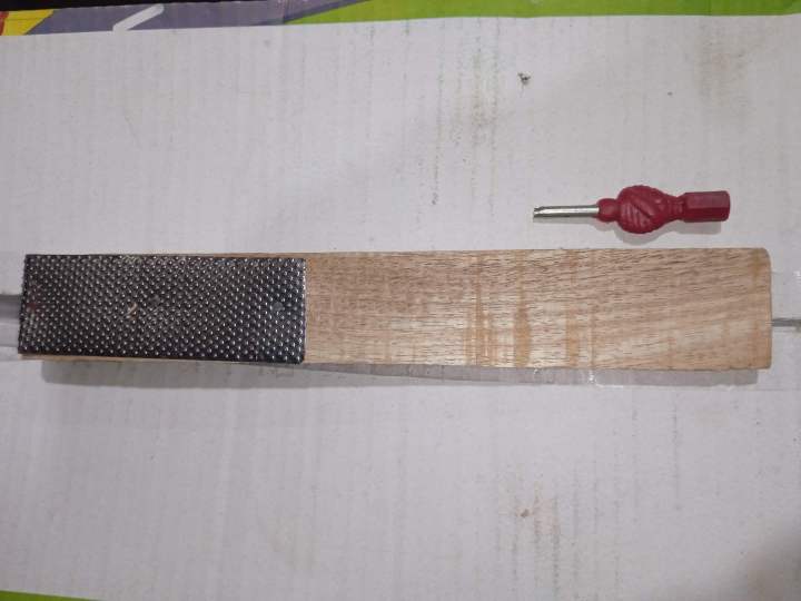 Bicycle%20Flat%20Tire%20Repair%20Kit%20Tool%20Set%20Fetal%20Portable%2048%20Rubber%20Patch%20Best%20Quality%20motorcycle/bike/cycle%20tyre%20puncture%20kit%20-%20Image%206