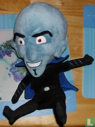 Mega%20Mind%2031%20cm%20Plush%20-%20Image%203