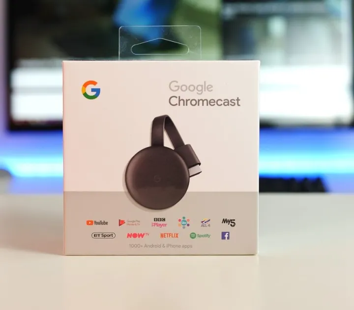Google_Chromecast%20-%20Streaming%20Device%20with%20HDMI%20Cable%20-%20Stream%20Shows,%20Music,%20Photos,%20and%20Sports%20from%20Your%20Phone%20to%20Your%20TV%20-%20Image%204