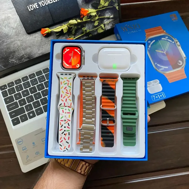WS10%20Ultra%202%20Smartwatch%2010%20in%201%20Set%20with%20TWS%20Earphones,%207%20Straps,%20Watch%20Case,%20and%20Screen%20Protector%20-%20Image%207