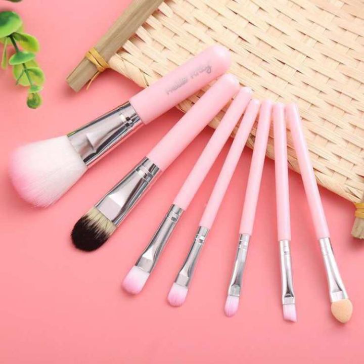 Hello%20Kitty%20Complete%20Makeup%20Soft%20Brush%20Kit%20with%20A%20Hello%20Kitty%20Makeup%20Brushes%20Storage%20Box%20%E2%80%93%207%20Pieces%20set%20-%20Image%207
