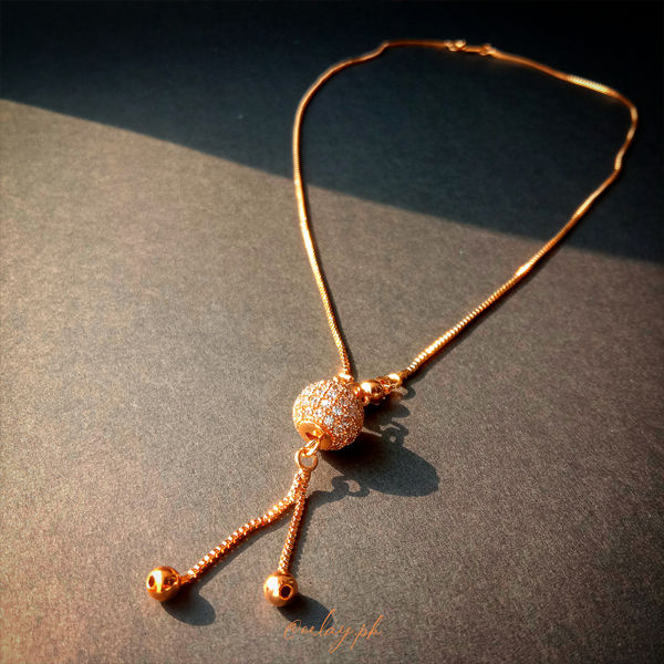 New Fashion Jewelry Golden Chain & Ball Shape Locket Necklace for Girls / Women