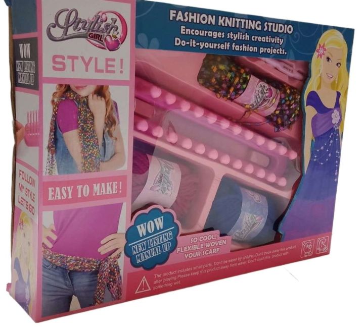 Fashion knitting studio toy