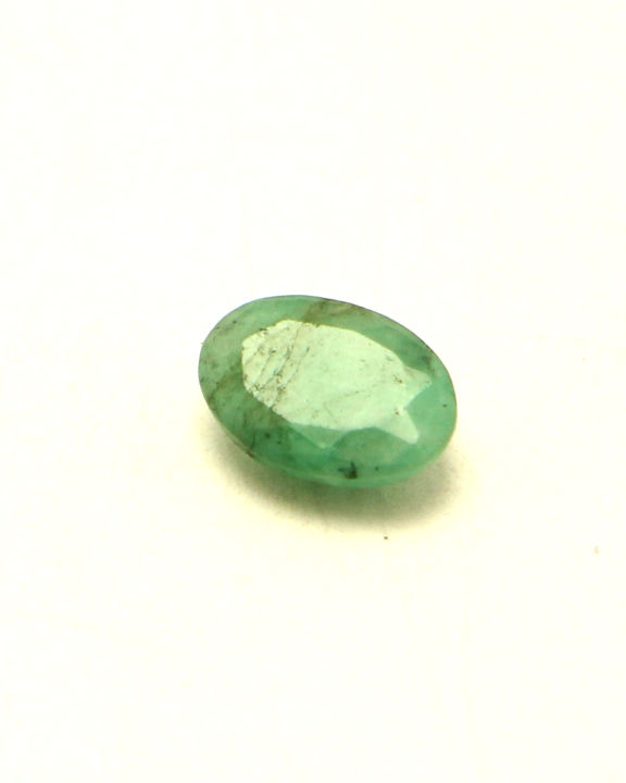 Natural%20emerald%20stone%20-%20Image%203