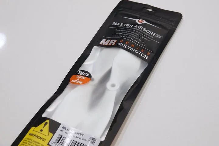 MR%20Series%20-%2010x4.5%20Propeller%20Set%20x2%20White%20-%20Image%205