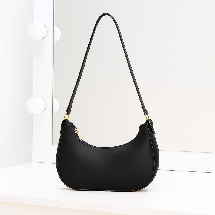 Hand%20bags%20for%20girls%20with%20Stylish%20Golden%20chain%20And%20Long%20strap%20Top%20Handle%20Bag%20Medium%20Size%20for%20Ladies%20and%20Girls%20Shoulder%20Bag%20Fashionable%20Design%20Casual%20Style%20Tote%20Bag%20for%20Traveling%20-%20Image%204