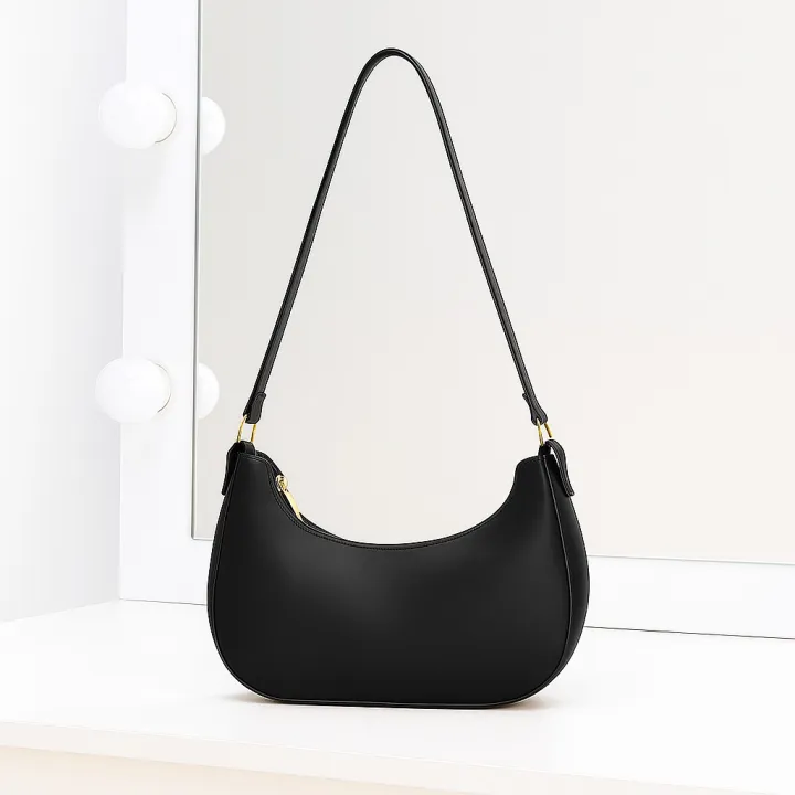 Hand%20bags%20for%20girls%20with%20Stylish%20Golden%20chain%20And%20Long%20strap%20Top%20Handle%20Bag%20Medium%20Size%20for%20Ladies%20and%20Girls%20Shoulder%20Bag%20Fashionable%20Design%20Casual%20Style%20Tote%20Bag%20for%20Traveling%20-%20Image%204