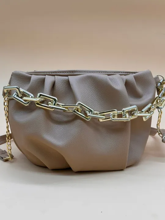 New%20Trending%20Stylish%20Crossbody%20Metal%20Chain%20Design%20Strap%20Mini%20Shoulder%20Handbags%20%7C%20Hand%20Bag%20For%20Girls,%20Ladies,%20Women%20%7C%20Bags%20For%20Girls%20Women%20Ladies%20%7C%20Female%20Embroidery%20Travel%20Zipper%20Leather%20Handbag%20%7C%20Best%20Gift%20for%20Her%20-%20Image%202