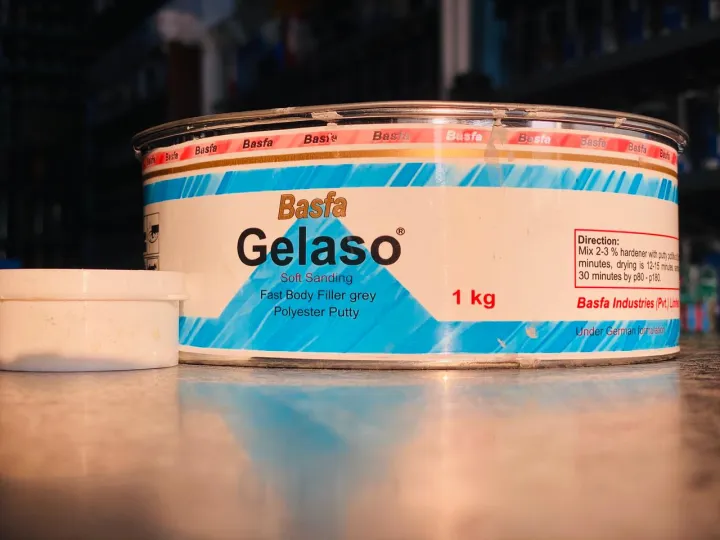 Gelaso%20Polyester%20Putty%20Steel%20Putty%20for%20matel%20or%20steel%20and%20filing%20holes%20-%20Image%202