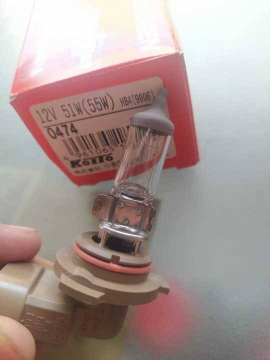 Koito%20Halogen%209006%20Headlight%20Bulb%20Made%20in%20Japan%20-%20Image%206
