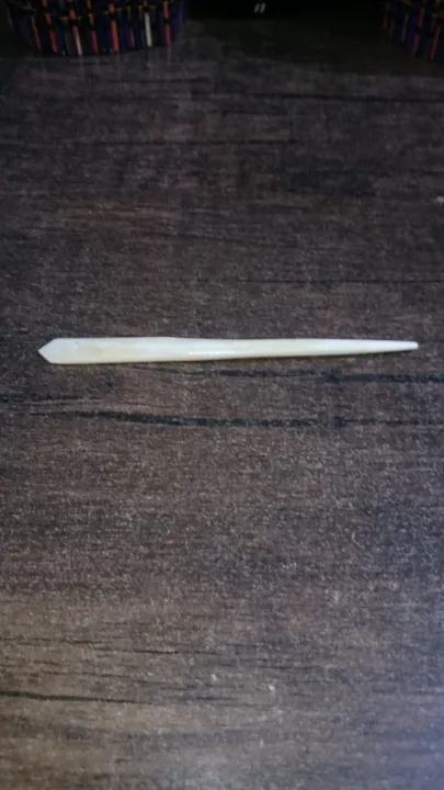 joora%20pin%20for%20women%20and%20girls%20hair%20made%20by%20original%20camel%20bone%20handcraft%20-%20Image%203