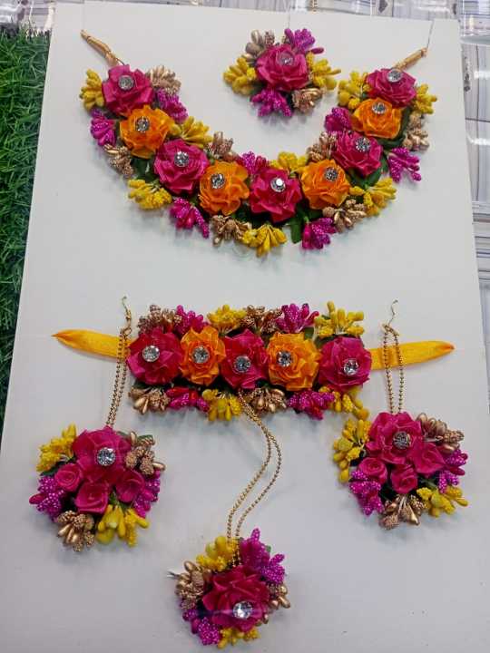Artificial Flowers Bridal Jewellery Set ( Best For Mehndi & Maiyon ) Bridal Jewellery Set - Jewellery Set For Girls - Mehndi Jewellery Set - Maiyon Jewelery Set