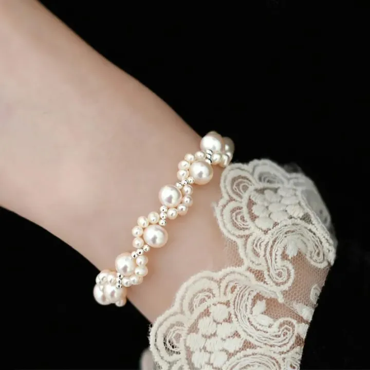 New%20Trendy%20%20Bracelet%20For%20Girls%20And%20Women%20New%20Fashioned%20%20Bracelet%20Best%20For%20Gifts%20Golden%20Bracelet%20-%20Image%206