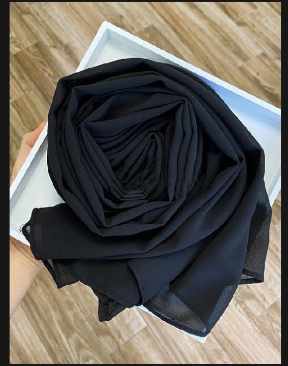 Luxury%20Plain%20Chiffon%20Georgette%20Hijab%20Scarf%20in%20High-Quality%20Fabric,%20Light%20weight%20Hijabs/Scarves/Stoler%20for%20Girls/Women%20(pack%20of%202)%20-%20Image%208