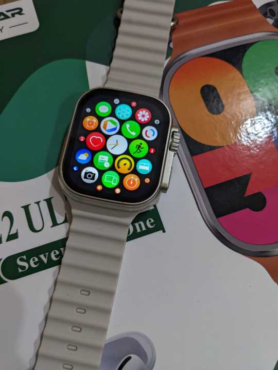 KW%2022%20UltRA%202%20SMART%20WATCH%20WITH%207%20DIFFERENT%20STRAPS%20IN%20RANDOM%20COLOUR%20AND%2049MM%20BIG%20HD%20DISPLAY%20%20WITH%20WIRELESS%20CHARGE%20%7C%20AIRPODS%20-%20Image%202