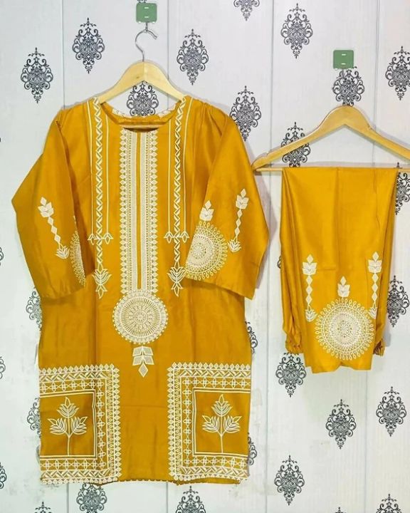 Trend%203D%20block%20Printed%20High%20Quality%202pcs%20arabian%20Lawn%20suit%20for%20ladies/girls%20-%20Image%209