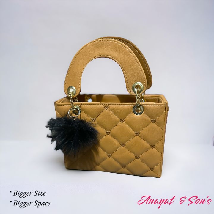 New%20trendy%20Fashion%20Designer%20hand%20bag%20for%20girls%20-%20Best%20Quality%20top%20handle%20cross%20body%20and%20shoulder%20bags%20for%20women%20at%20discounted%20prices%20-%20Image%207