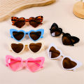 Fashion Heart Shap Cute Kids Sunglasses Big Frame Glitter Pink Summer Sun Shades Glasses Outdoor Eyeglasses UV400 Trend Eyewear. 