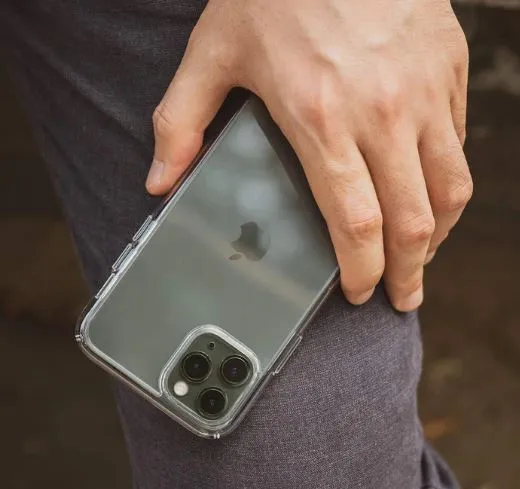 High%20Quality%20Spigen%20Clear%20Case%20For%20Iphone%20X%20&%20XS%20/%20Iphone%20XS%20Max%20-%20Image%205