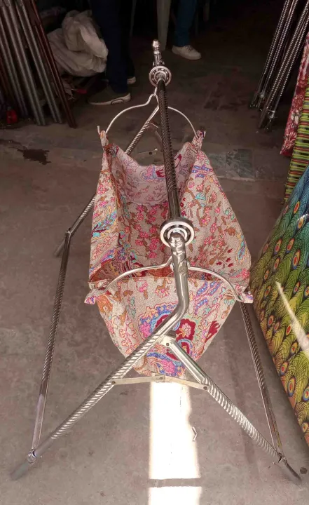 Big%20Bearing%20Stainless%20Steel%20Cradle%20for%20Born%20Baby%20with%20FREE%20Cloth%20-%20Image%204