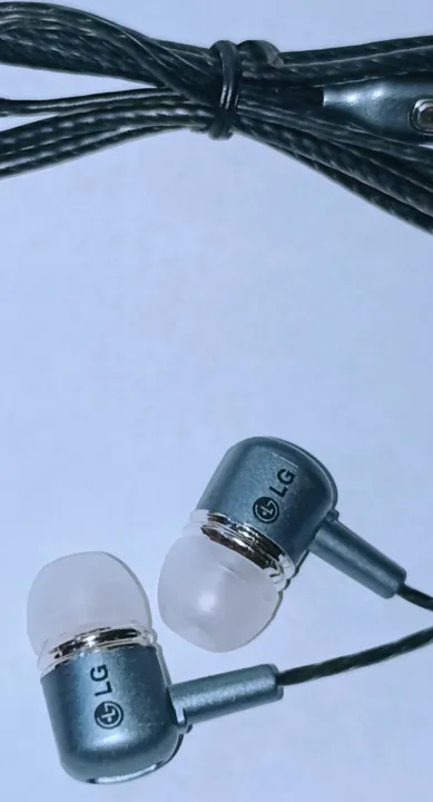 ORIGINAL/UNIVERSAL%20LG%20HANDSFREE%20WITH%20HIGH%20QUALITY%20SOUND%20AND%20SUPERB%20BASS%20-%20Image%202