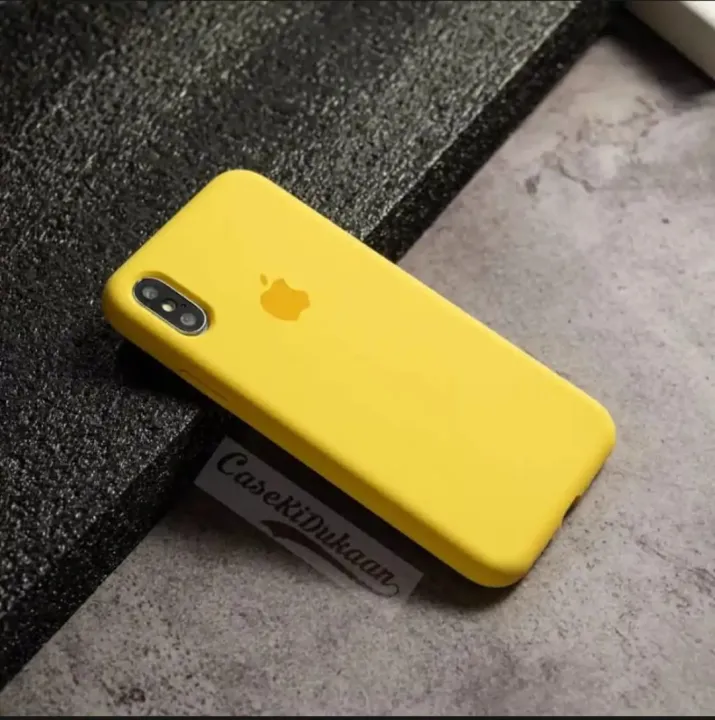 iPhone%20XS%20Max%20Silicone%20Case%20with%20Soft%20Microfiber%20Lining%20and%20Wireless%20Charging%20Support%20-%20Image%206