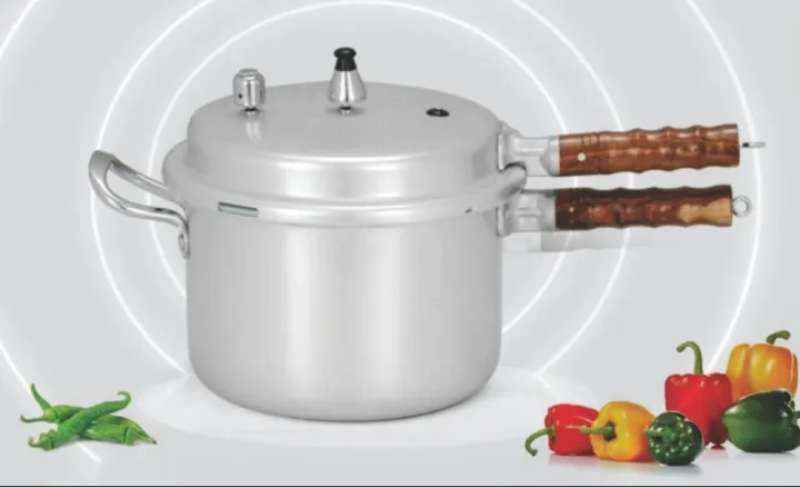Pressure%20Cooker%20Wood%20Handle%207%20Ltr%20to%2013%20Liter%20Fine%20Quality%20-%20Image%202