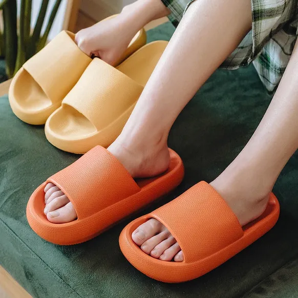 %E3%80%90<READY%20STOCK>%20Japanese%20Muffin%20Thick%20Bottom%20Increased%20Cool%20Slippers%20Bathroom%20Bath%20Bedroom%20Non-slip%20Soft%20bottom%20Indoor%20Anti-slip%20Massage%20Shoes%20For%20men%20and%20women%20-%20Image%203