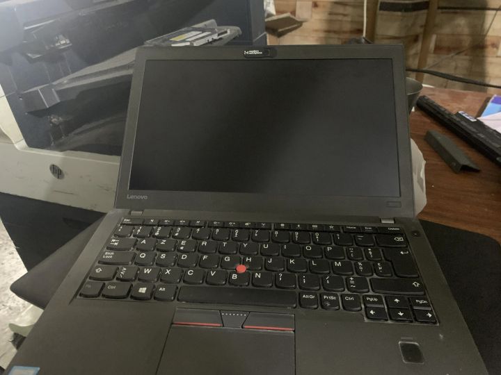 Lenovo%20ThinkPad%20X260%20/%20X270%20Laptop%20-%20Intel%20Core%20i5%206th%20Gen%20%7C%208GB%20DDR4%20RAM%20%7C%20256GB%20SSD%20-%2012.5"%20HD%20Display%20-%20Black%20(Imported%20/%20Refurbished)%20-%20Image%202