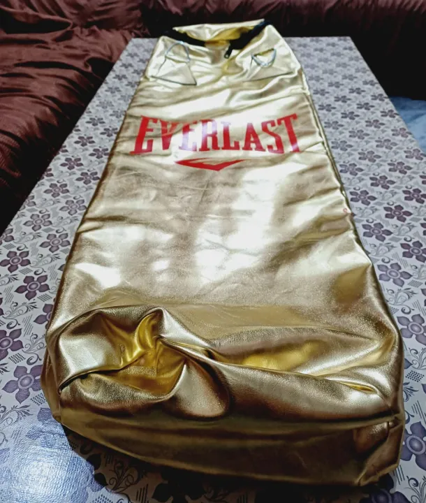 4-in-1%20Punching%20Bag%20Set%20with%20Boxing%20Gloves,%20Hand%20Wraps%20&%20Chain%20-%203%20&%204%20Feet%20Options%20-%20Image%203