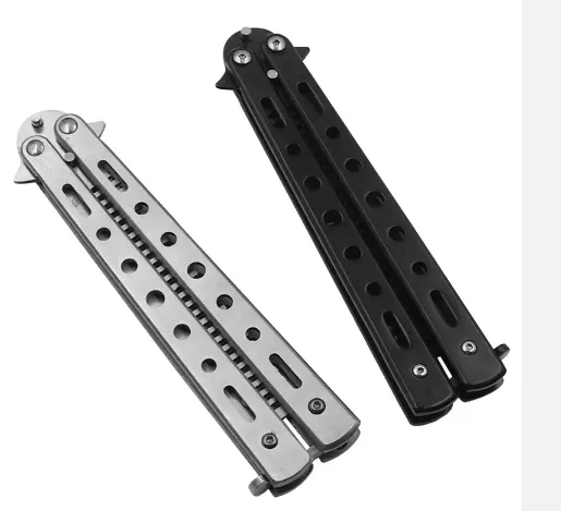 "Folding%20Butterfly%20Comb%20%E2%80%93%20Balisong%20Training%20Knife%20Style%20Foldable%20Pocket%20Comb%20%E2%80%93%20Portable%20EDC%20Fidget%20Comb%20for%20Hair%20Styling%20and%20Tricks"%20-%20Image%205