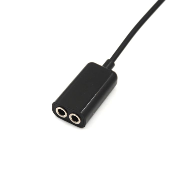 2-in-1%20Dual%20Earphone%20Connector%20Splitter%203.5mm%20Jack%20High-Quality%20Audio%20Adapter%20-%20Image%2010