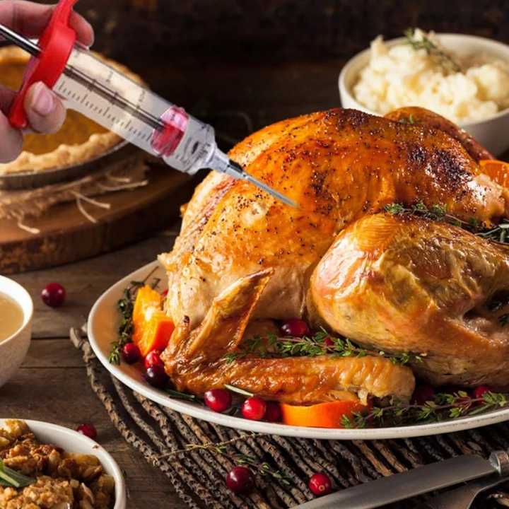 Sauces%20%20Injector%7C%20Stainless%20steel%20injector%20%7C%20Sauce%20meat%20Tenderizer%20sauces%20injector%20%7C%20BBQ%20meat%20flavor%20injector%20%7C%20kitchen%20tool%20injection%20with%20syringe%20in%20best%20quality%20-%20Image%204