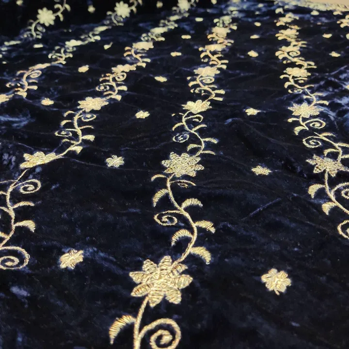 Velvet%20Shawl%20Heavy%20Embroidred%20-%20Best%20for%20Winter%20-%20Bridal%20Shawl%20-%20Shawl%20for%20Wedding%20-%20Image%202