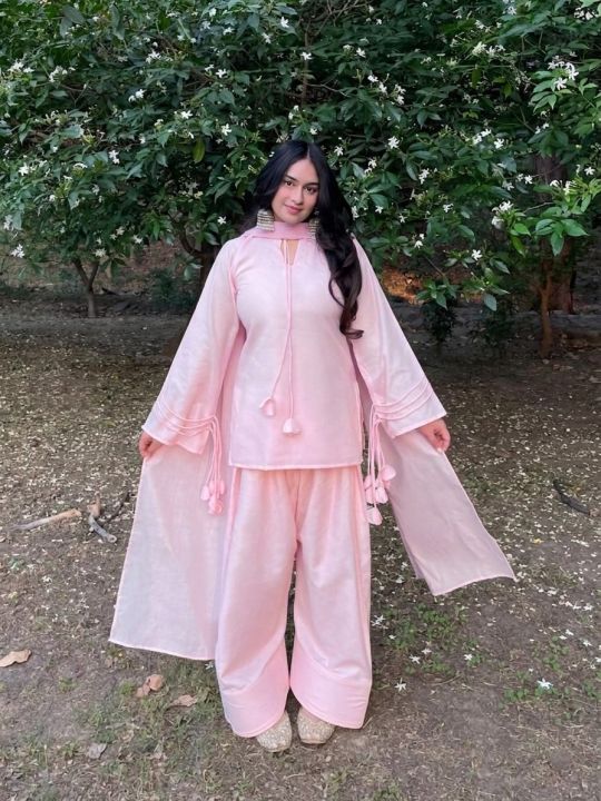 Sleeves%20Work%20Short%20Kurti%20Farshi%20Shalwar%20with%20Dupatta%203-Piece%20Casual%20Dresses%20for%20Women%20-%20Image%208