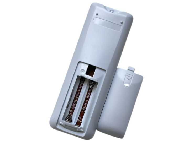 HAIER%20DC%20Inverter%20AC%20Remote%20Control%20with%20Heat%20&%20Self%20Clean%20Option%20-%20Image%203