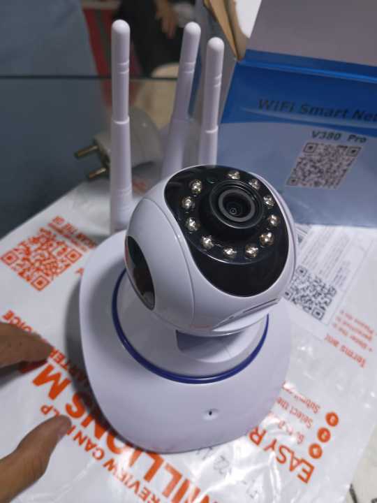 E27%20PTZ%20Smart%20bulb-free%20e%20camera%20WiFi%201080p%20((Camera%20Motion%20Auto%20Tracking%204X%20Digital%20Zoom%20))Two%20Way%20Talk%20Full%20Color%20Night%20Vision%20internal%20lights%20CCTV%20Camera%20-%20Image%203