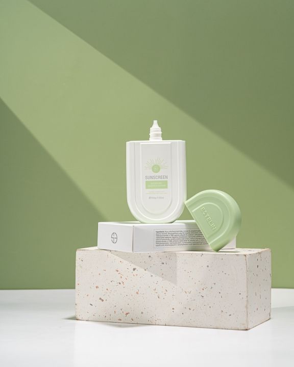 ESTELIN%20%20MOISTURE%20BARRIER%20SUNSCREEN%20%20SPF%2090%20100ML-ES0296.%20-%20Image%204