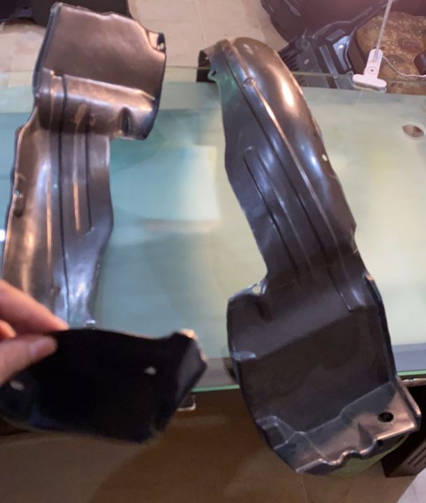 FENDER%20SHIELD%20SUZUKI%20CULTUS%20IMPORTED%20WITH%20FITTING%20CLIPS%20-%20Image%204