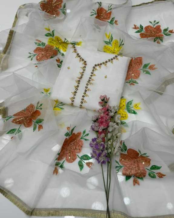 New%20Arrival%20Hand%20Paint%20Emblished%20Organza%20With%20Beats%20Adda%20Work%20Dupatta%20Along%20Qataan%20Silk%20Shirt%20&%20Trouser%203%20Piece%20Dress%20-%20Image%203