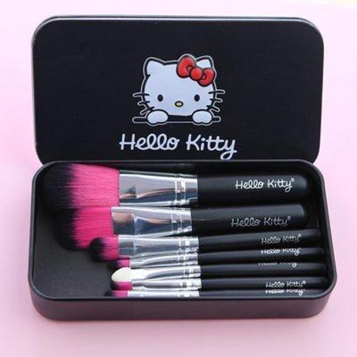 Cute%20Hello%20Kitty%20Black%207%20Makeup%20Brushes%20Set%20for%20Girls%20&%20Women%20Foundation%20Eye%20Shadow%20-%20Image%204