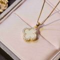 1 Pc Zircon Four-leaf Clover Necklace Double Sided Shell Clavicle Necklace for Woman Gift. 