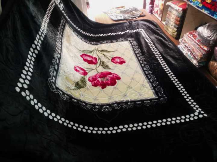 Double%20Ply%20Blanket,2%20Ply%20Blanket%20Embossed%20Blanket%20For%20Winter%20Double%20Bed%20Blanket%20200%C3%97240%20CMS%20Super%20Soft%20-%20Image%202