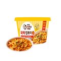 yopokki Topokki CookTok Korean Cup Tteokbokki – Spicy Creamy Carbonara Flavor – 140g Instant Meal. 