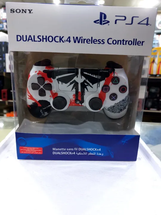 DualShock%204%20Wireless%20Controller%20for%20PlayStation%204%20-%20White%20-%20Image%204