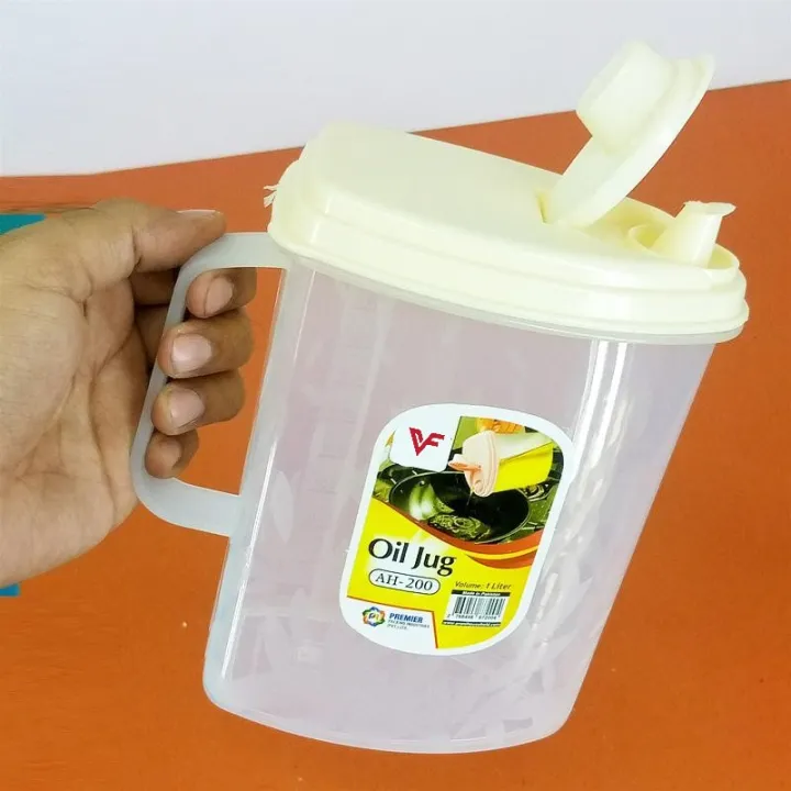 1%20Ltr%20Oil%20Jug%20Plastic%20Oil%20Jugs%20High%20Quality%20Clear%20Plastic%20Beautiful%20Design%20Cooking%20Essentials%20(1%20Liter)%201000%20ML%20Cooking%20Oil%20Jug%20with%20Lid%20&%20Handle%20Water%20Jug,%20Milk%20Jug,%20Liquid%20Container%20For%20Kitchen%20Long%20Life%20Useable%20A%20Grade%20Material%20-%20Image%204