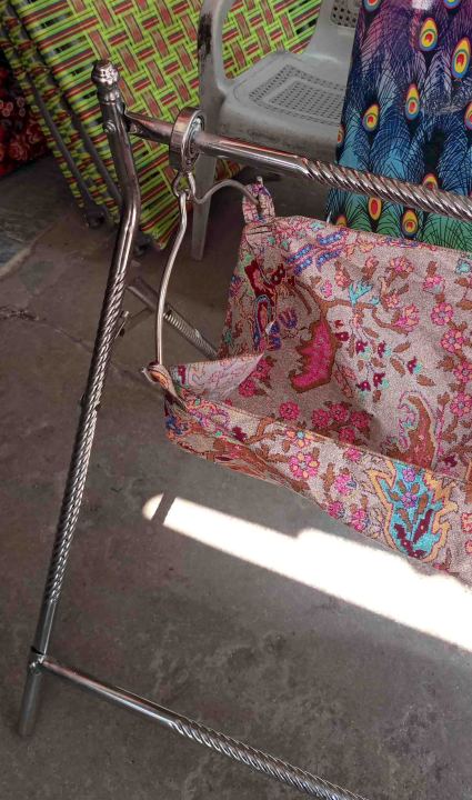 Big%20Bearing%20Stainless%20Steel%20Cradle%20for%20Born%20Baby%20with%20FREE%20Cloth%20-%20Image%203